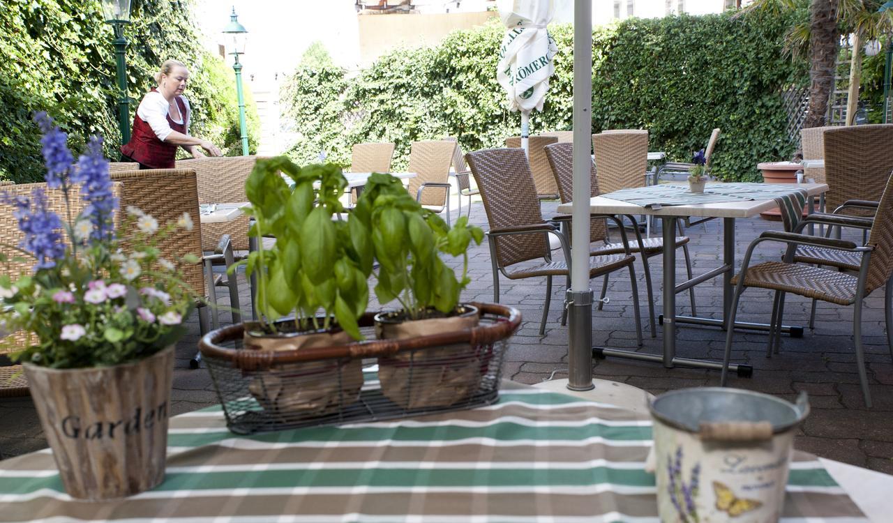 Hotel Restaurant Osterbauer 诺因基兴 外观 照片